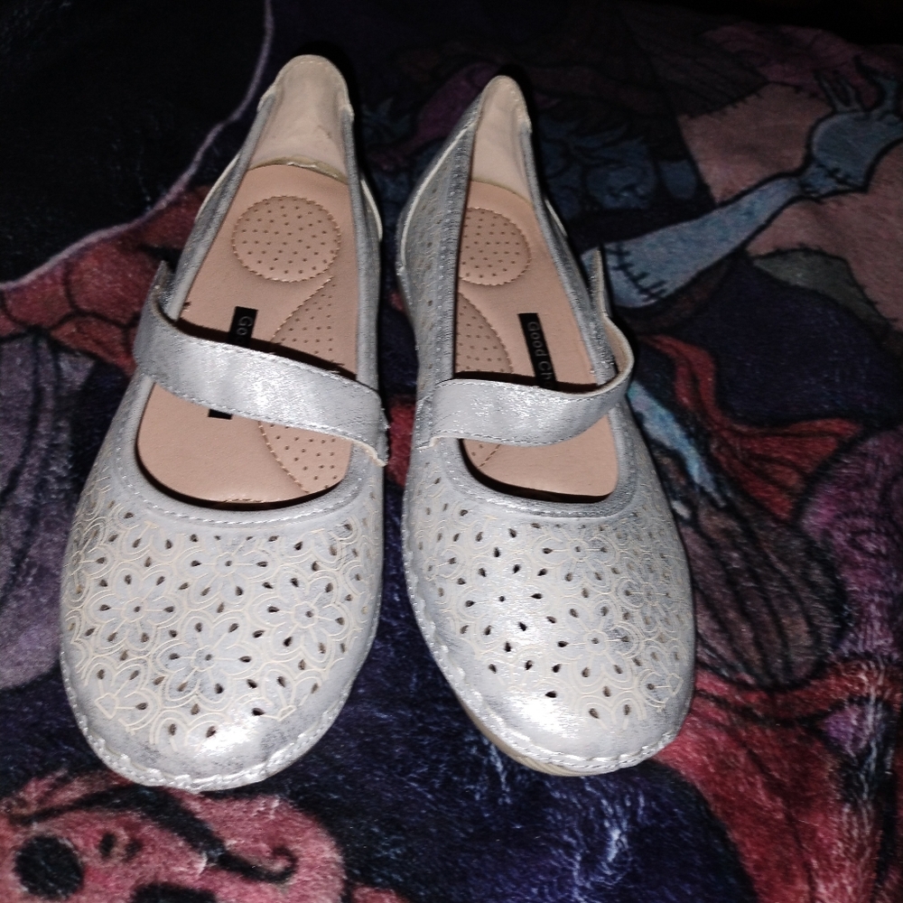 Good Choice Laurel Mary Jane flat. EUC. Size 8.